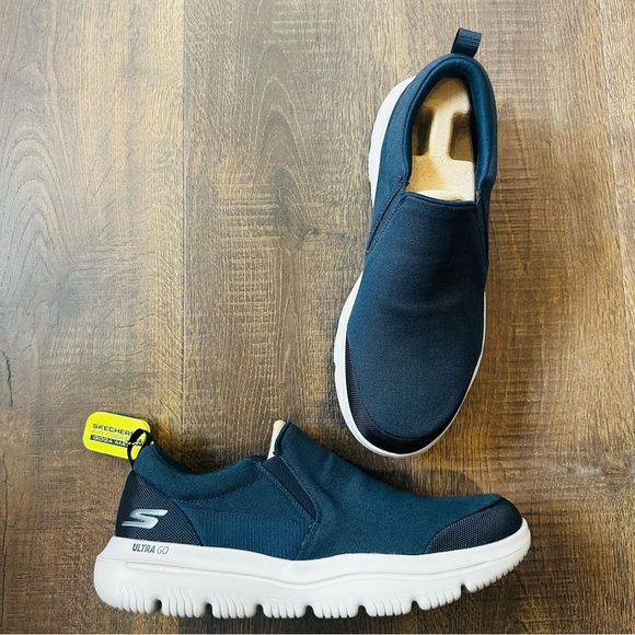 Skechers Go Walk Evolution Ultra Ramble | NIB | Navy/Gray | Men’s 11 - Picture 3 of 8